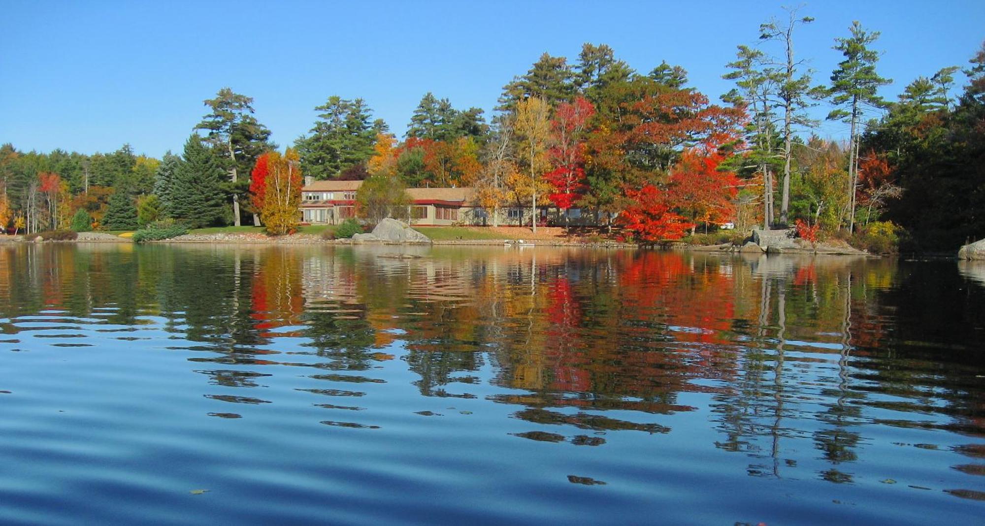 Alamoosook Lakeside Inn Orland ภายนอก รูปภาพ